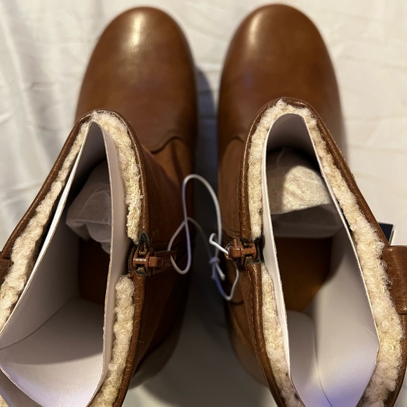 One Day Sale!! Women’s ‘Fawn’ Boots FAST SHIPPING!!! - Picture 4 of 6